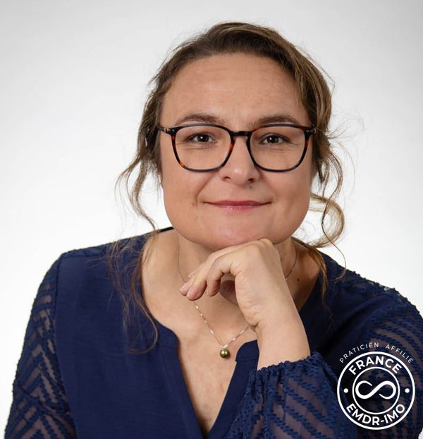 Tulay ELASRI, EMDR Intégrative et Hypnose à Nancy. Tulay ELASRI, EMDR Intégrative et Hypnose à Nancy.